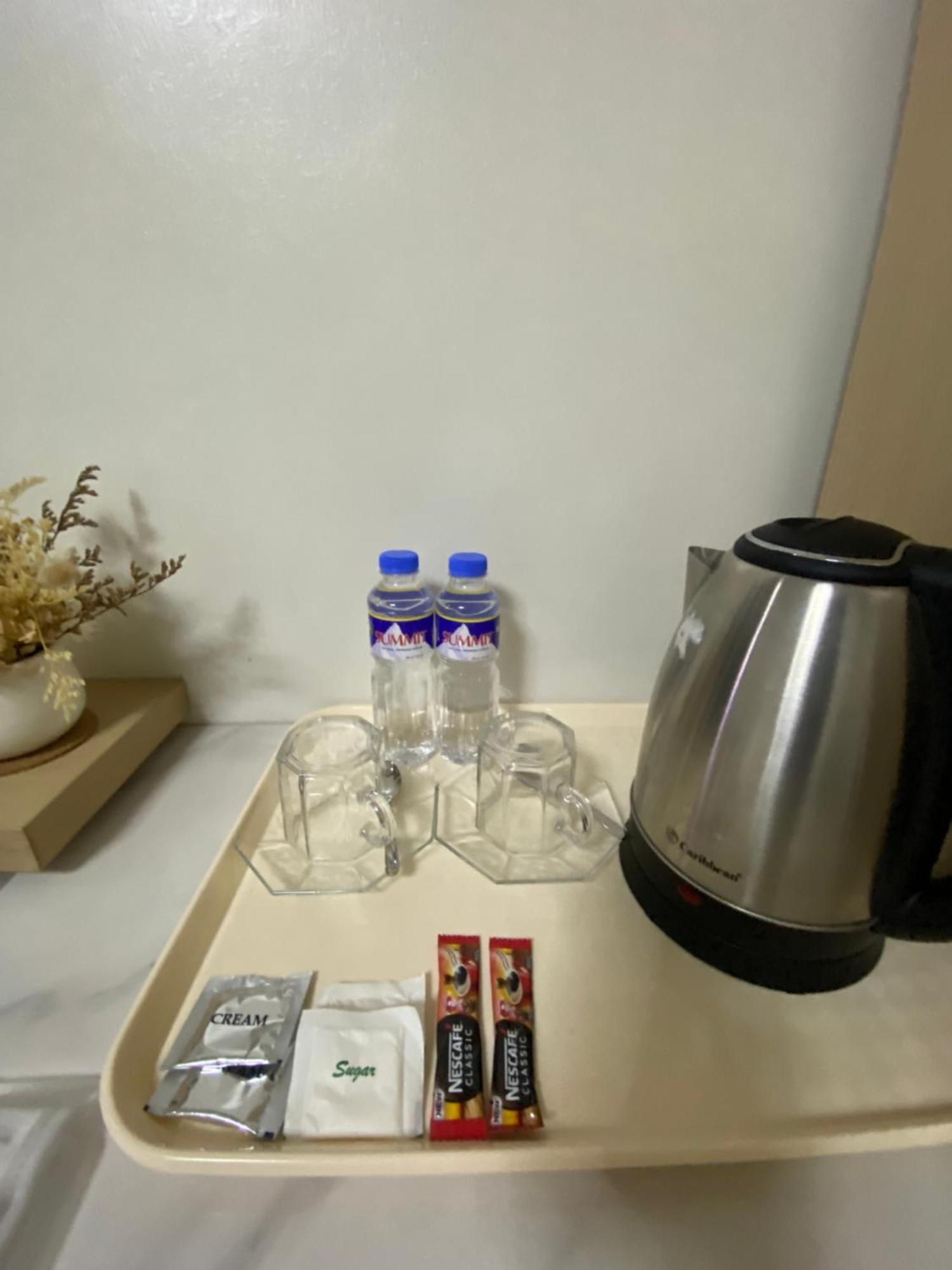 Honey Suite Room Inside Bee Cafe Cebu At Ayala Area Luaran gambar